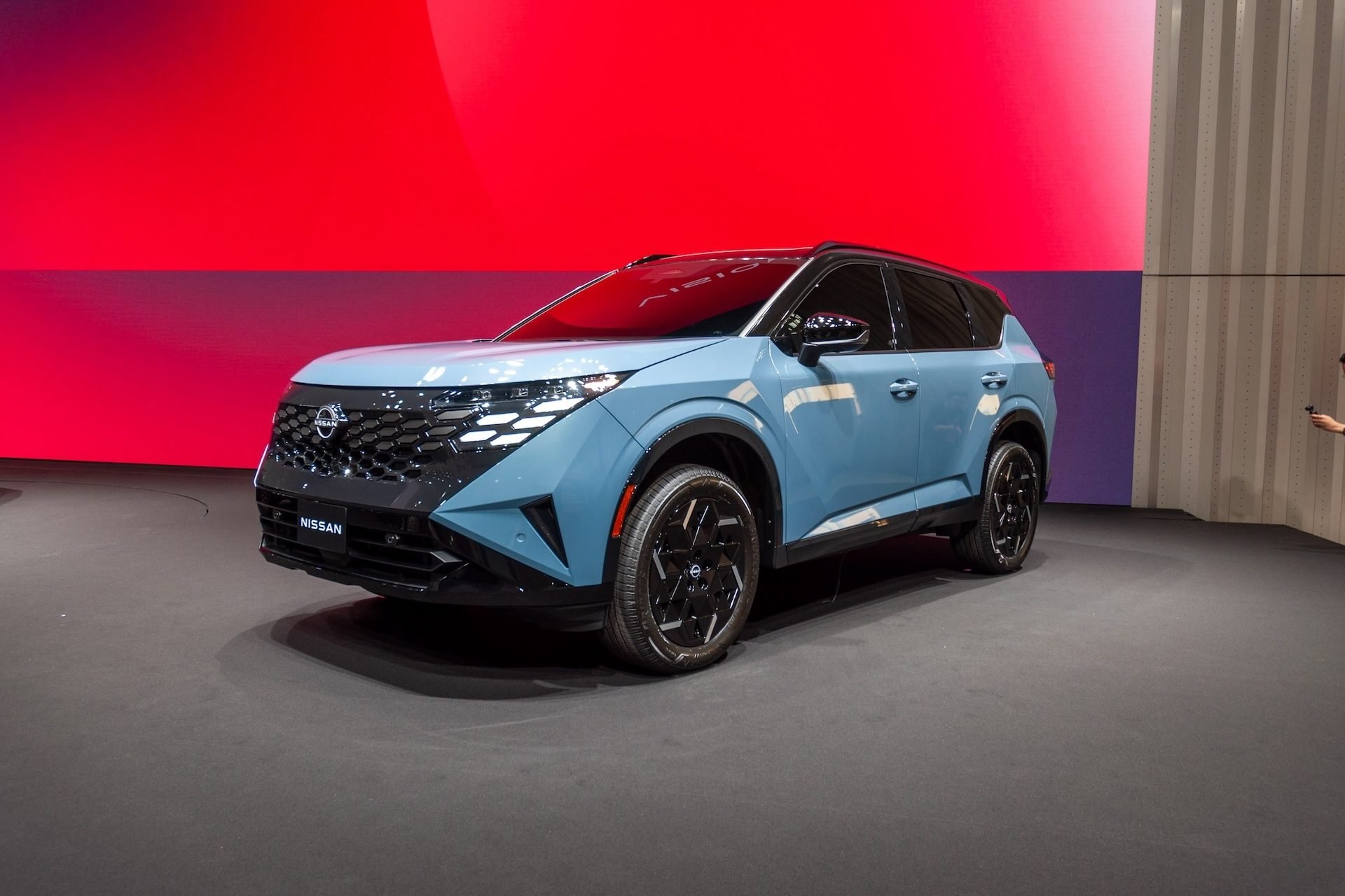 2027 Nissan Rogue Hybrid: 225 hp, 40 mpg, from $37,065