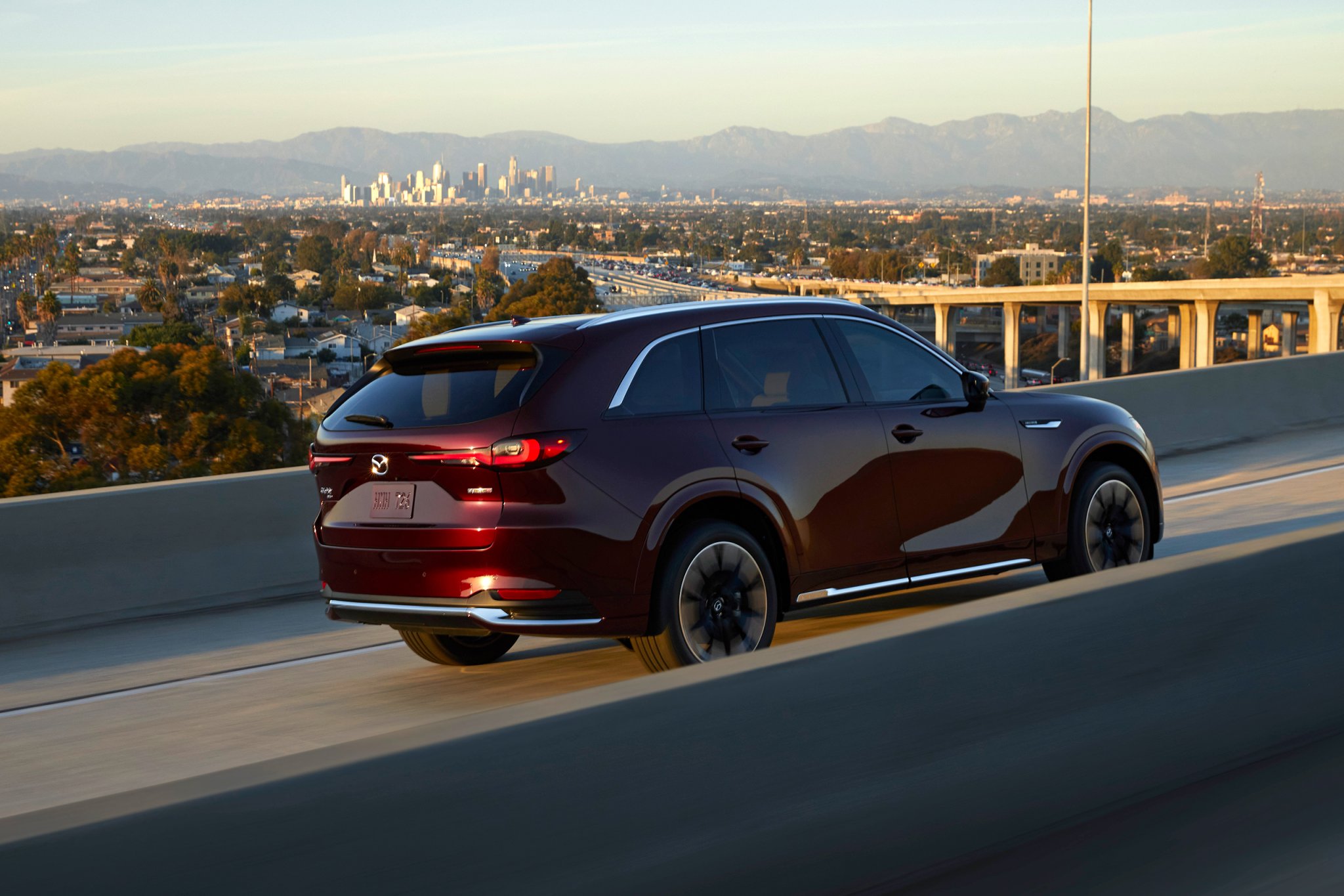 Mazda reorganizuje gamę dużych SUV-ów, by naprawić wyniki sprzedaży: TDS