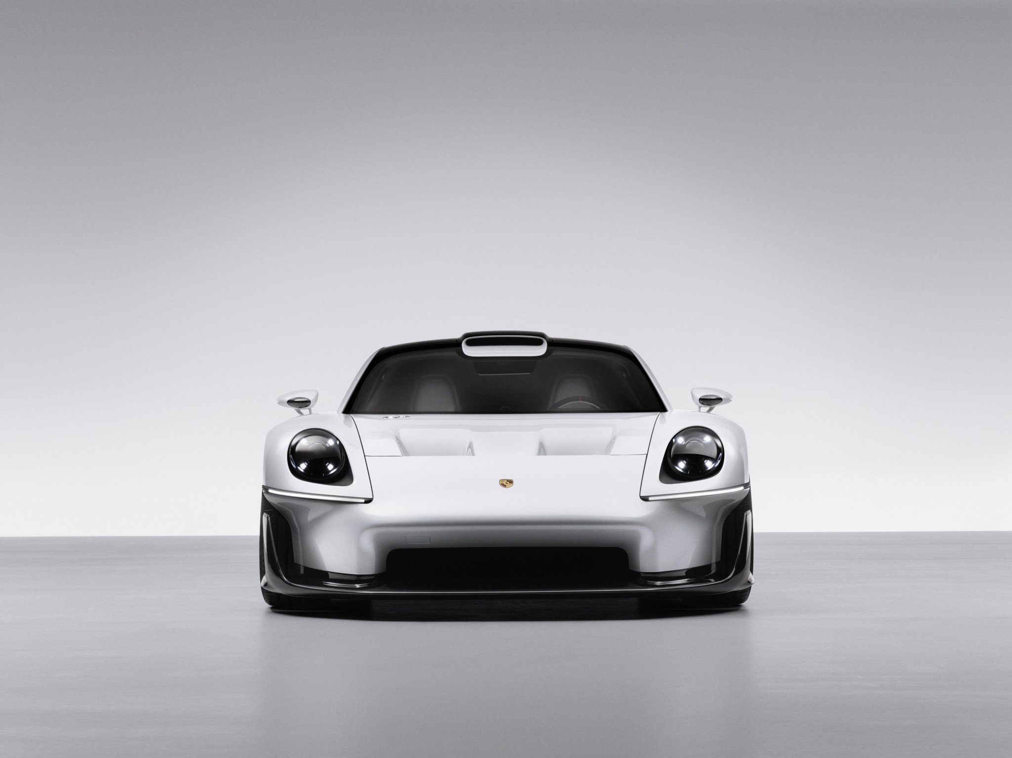 Porsche Mission S