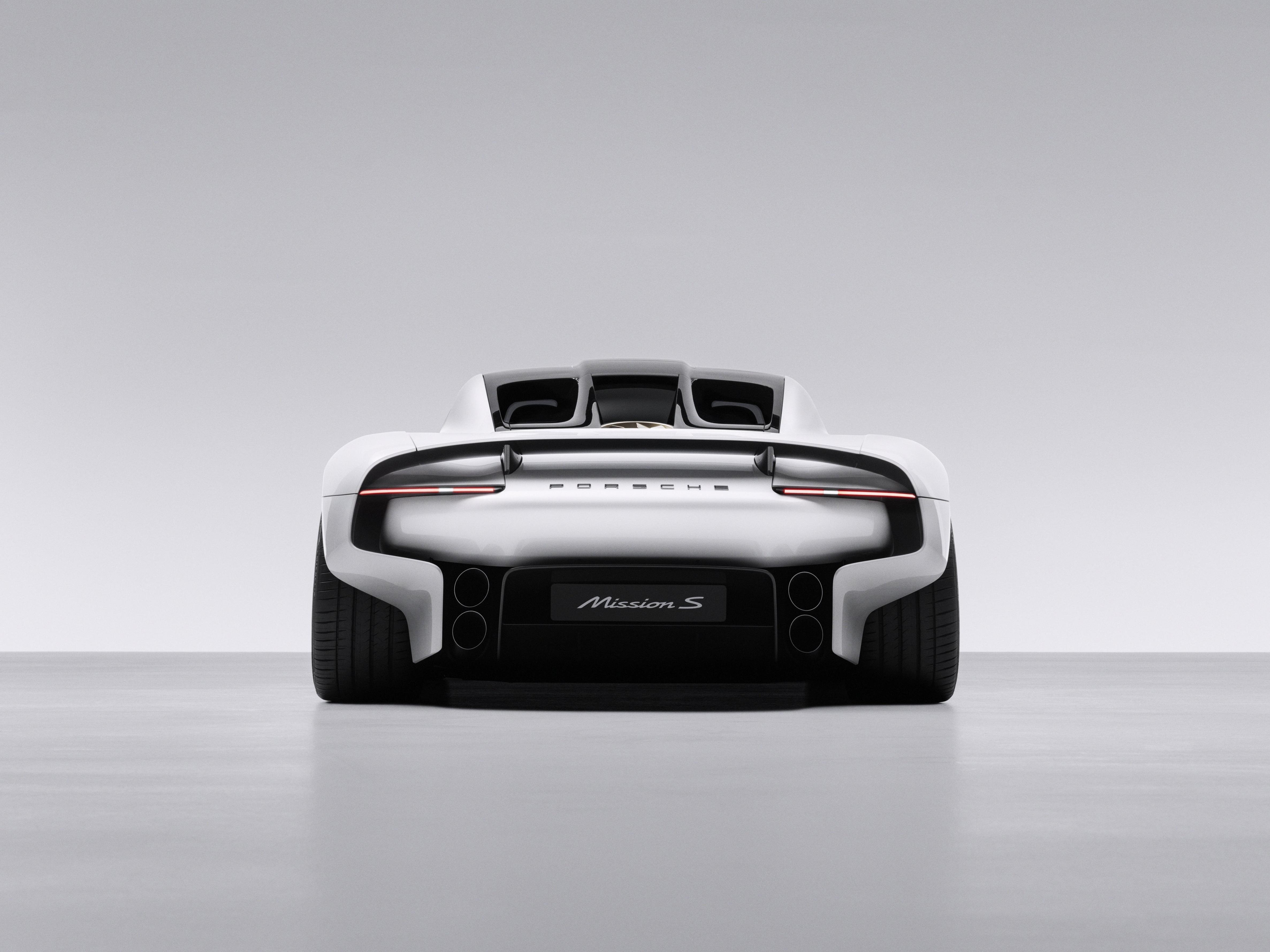 Porsche Mission S
