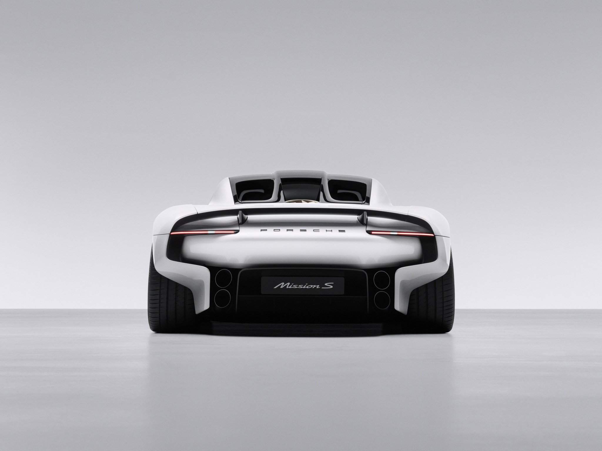 Porsche Mission S