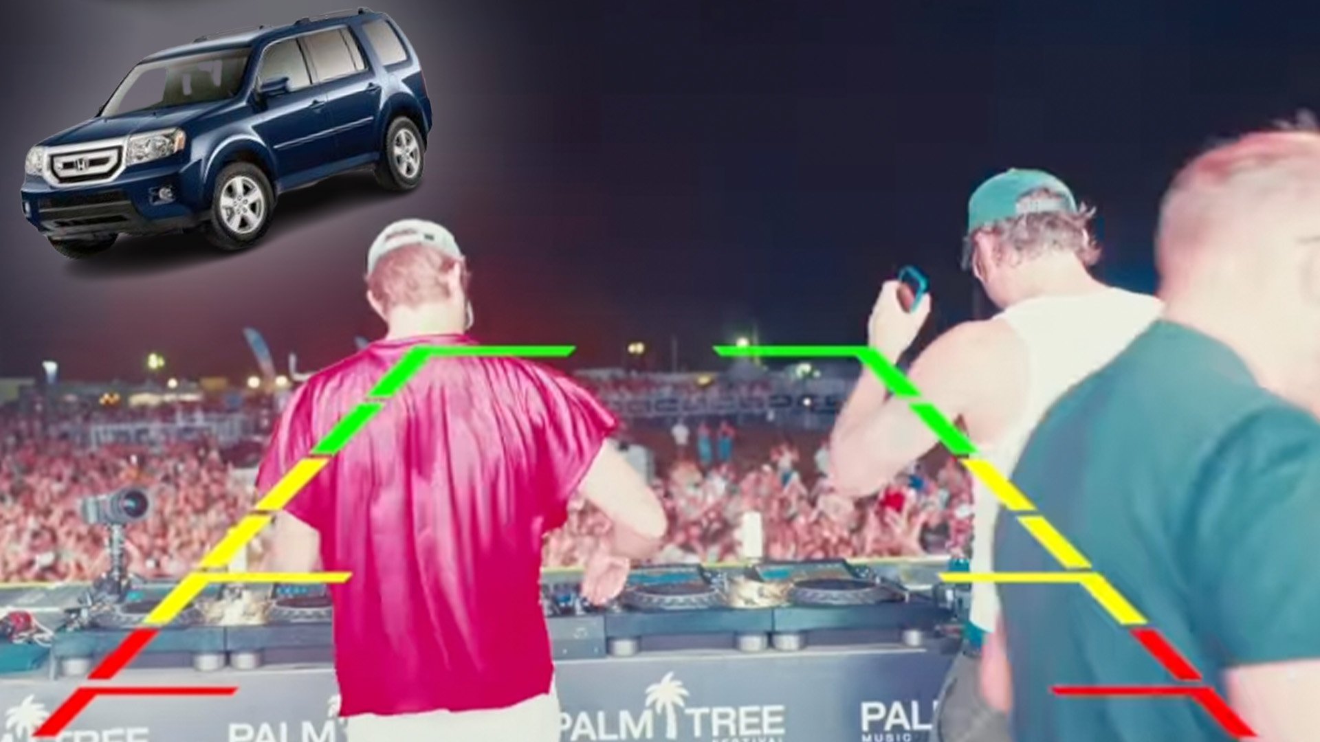 Nagrywanie koncertu kamerą cofania z Hondy Pilot z 2010 roku? Najwyraźniej to możliwe
