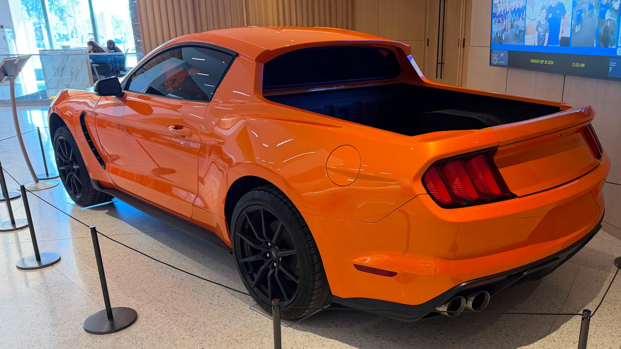 Ford zbudował Mustanga z paką pickupa. Gdzie mogę wpłacić zaliczkę?