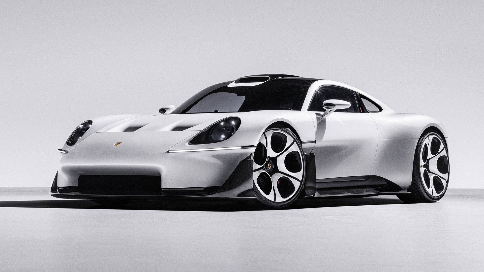 Porsche Mission S zaprezentowane: nowy supersamochód z silnikiem umieszczonym centralnie na stałe w gamie