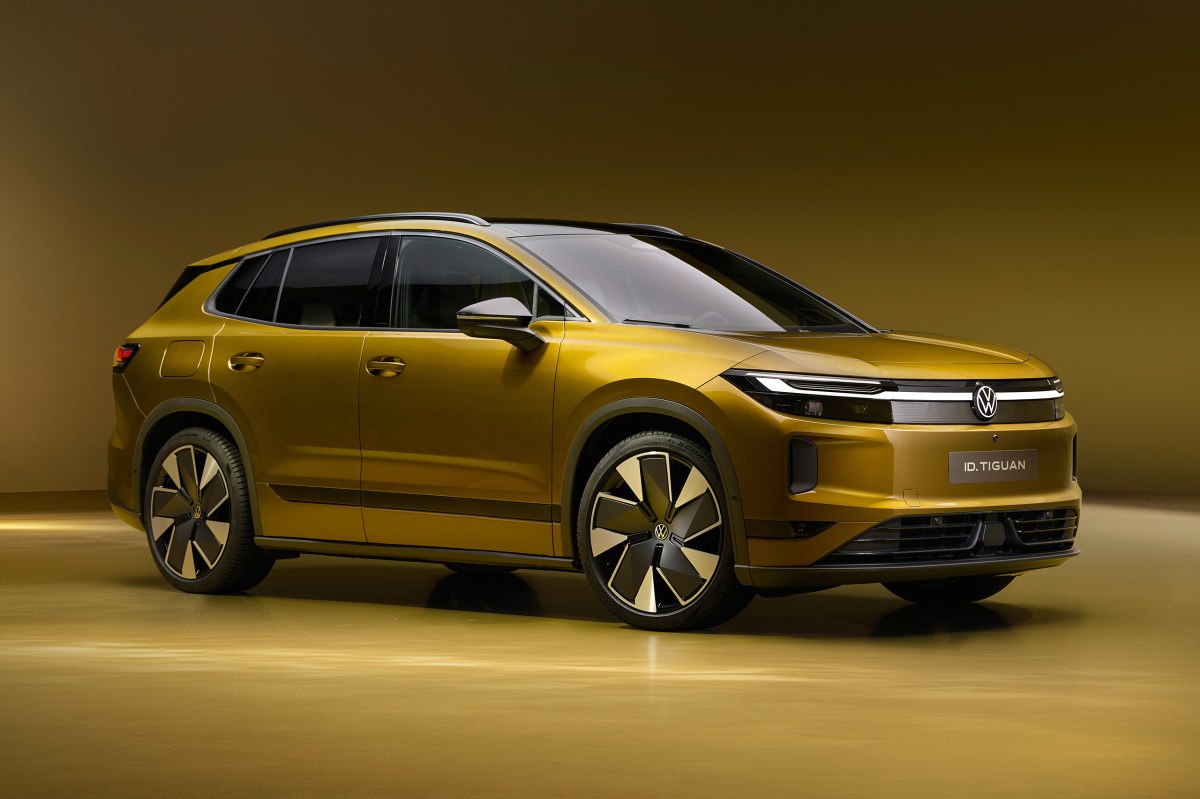 Proves It's Listening With ID.Tiguan That's Big on Buttons: TDS