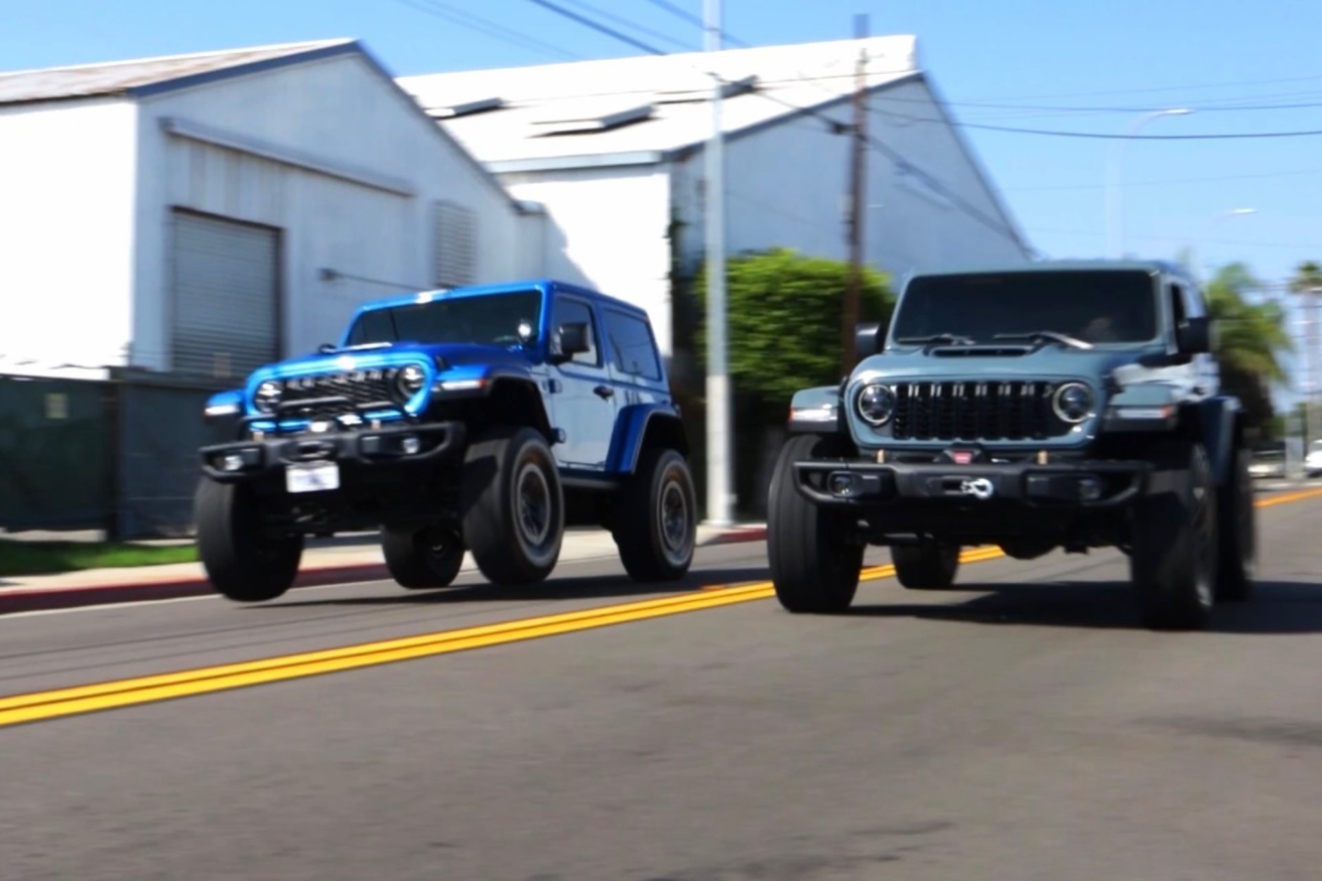 V8 swapped jeep lifting its front axle from baby_392jeep