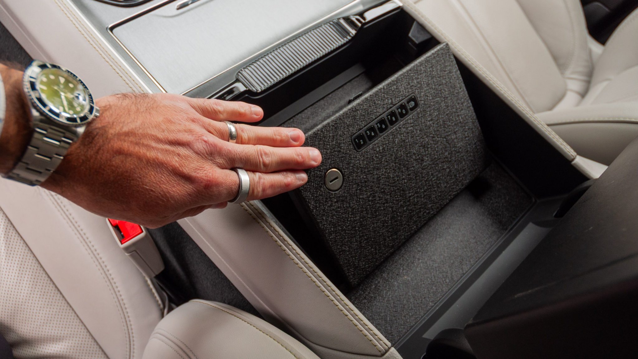 Jeep Will Sell You a Grand Wagoneer With a Lockable Safe. It’s Basically a Gun Safe