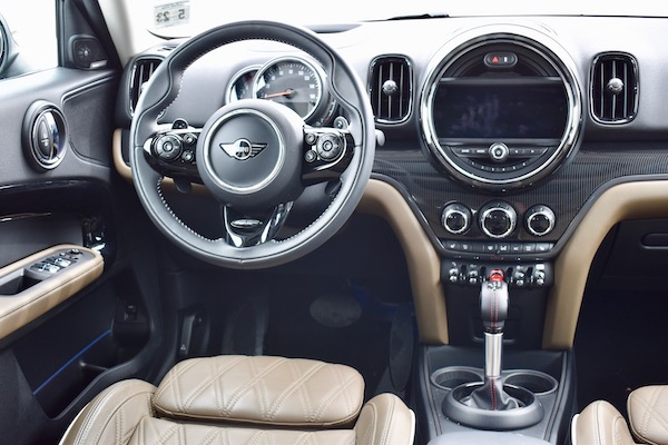 2019 Mini Cooper S Countryman ALL4 Interior