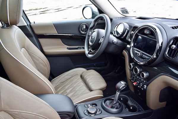 2019 Mini Cooper S Countryman ALL4 Interior