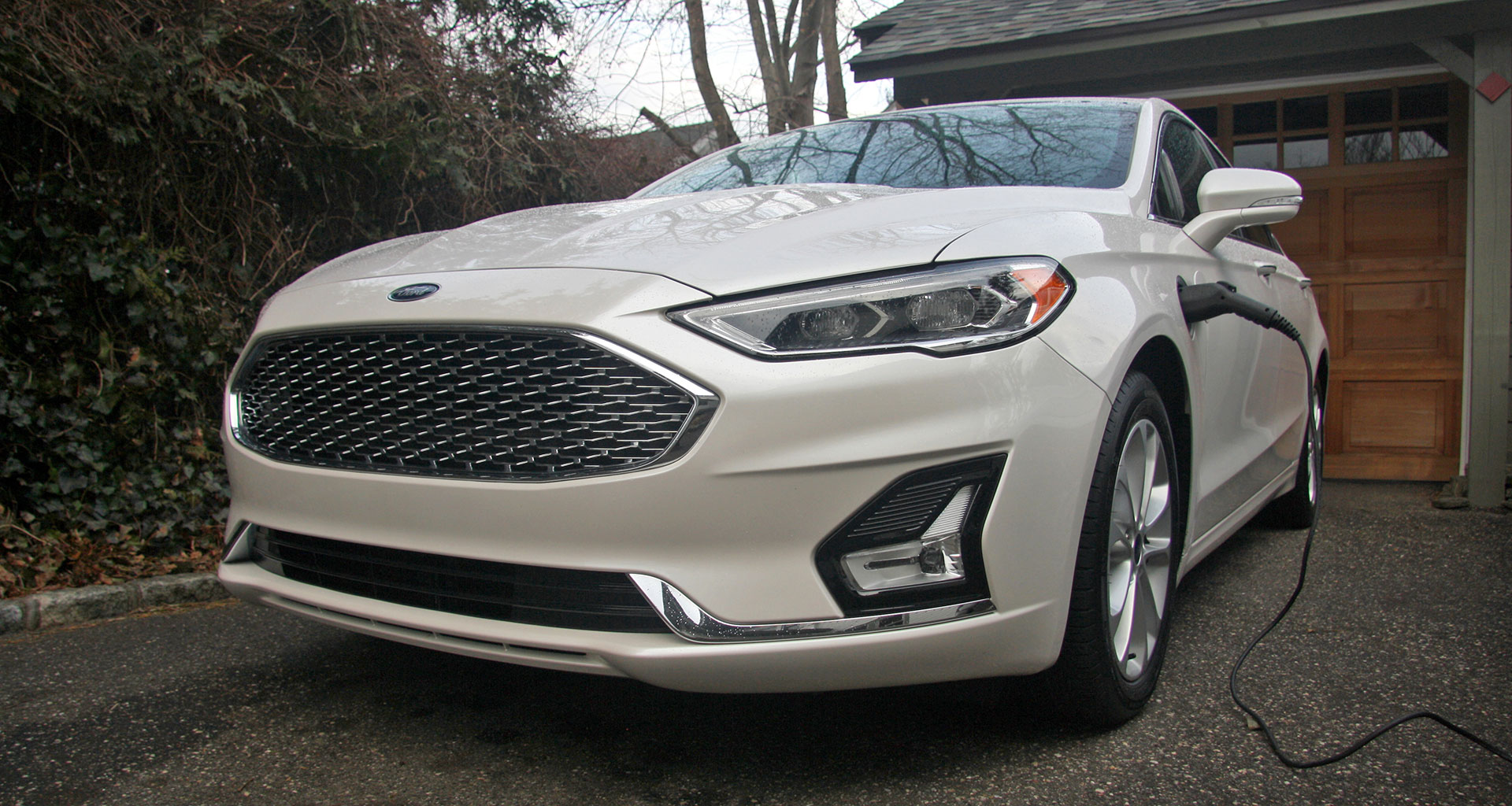 message-editor%2F1553539337474-ford-fusion-energi-new-dad-plug.jpg