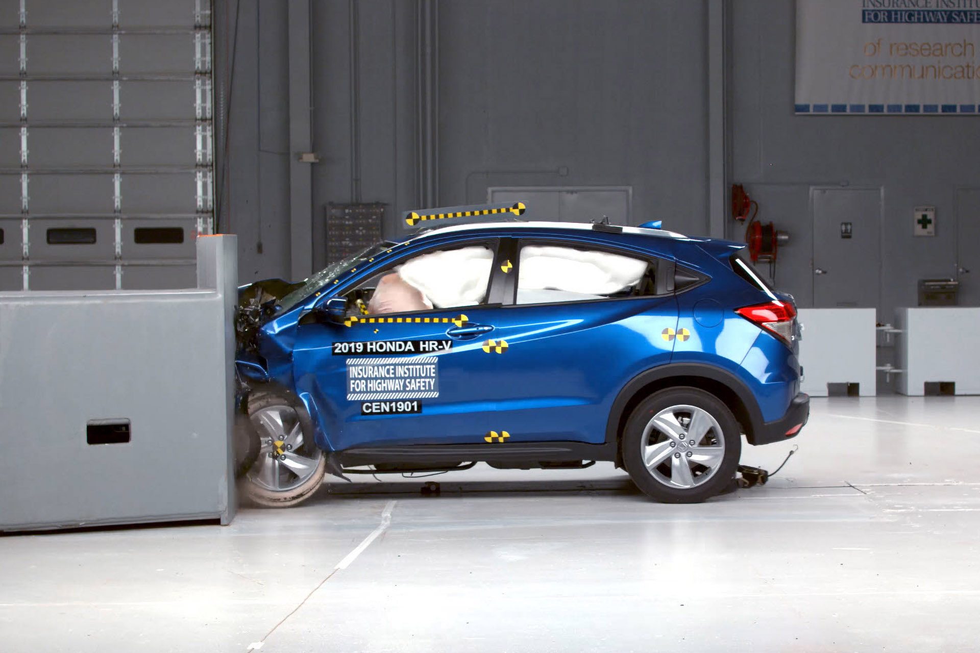 message-editor%2F1555006076688-2019hondahr-vcrashtestdisplaynyias.jpg