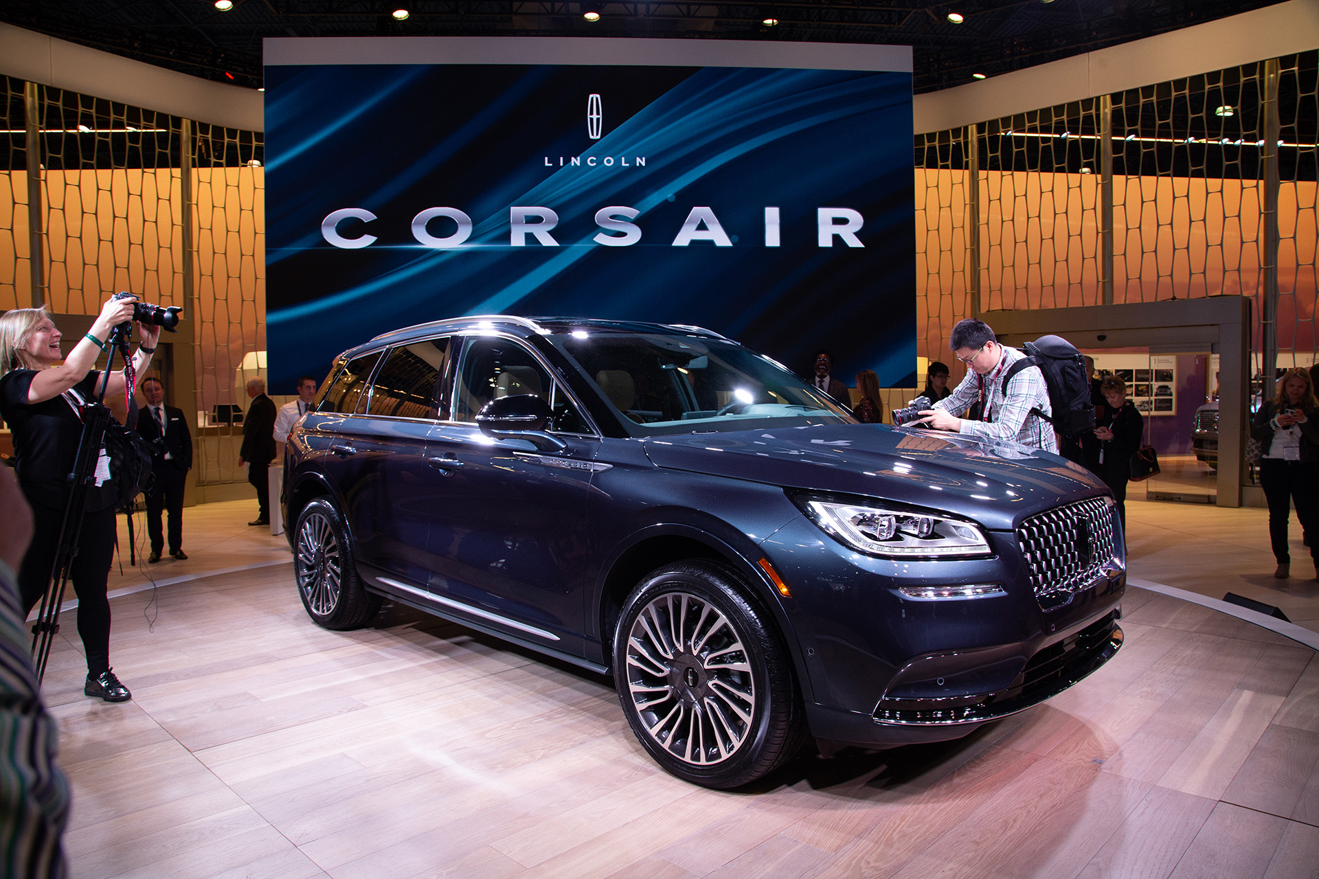 message-editor%2F1555626168621-2020lincolncorsair-2019nyias.jpg