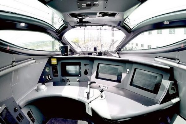 message-editor%2F1557934256719-alfa-x-shinkansen-cabin-768x480.jpg