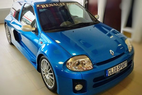 2001 Renault Clio V6 Phase 1 No. 28