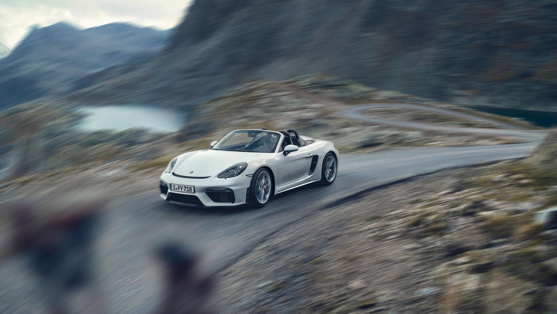 message-editor%2F1560816259306-high_718_spyder_2019_porsche_ag-1947x1097.jpg