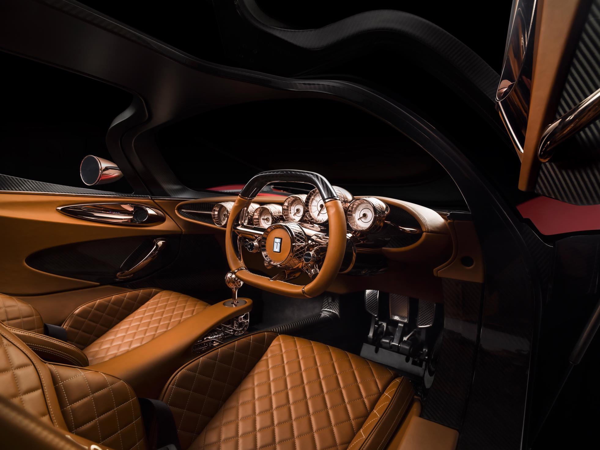 message-editor%2F1562211123133-de-tomaso-p72-interior-1962x1471.jpg