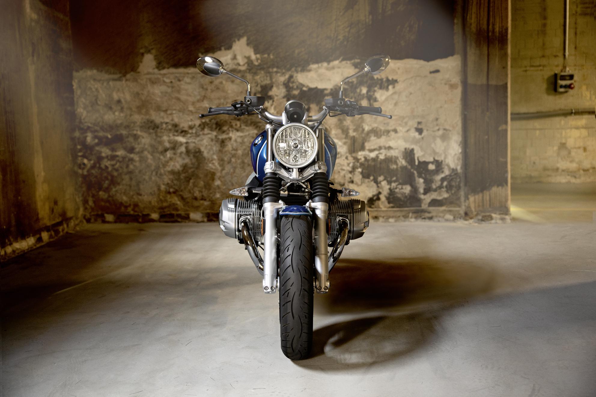 message-editor%2F1562603716021-p90356512_highres_bmw-r-ninet-5-07-201-1984x1322.jpg