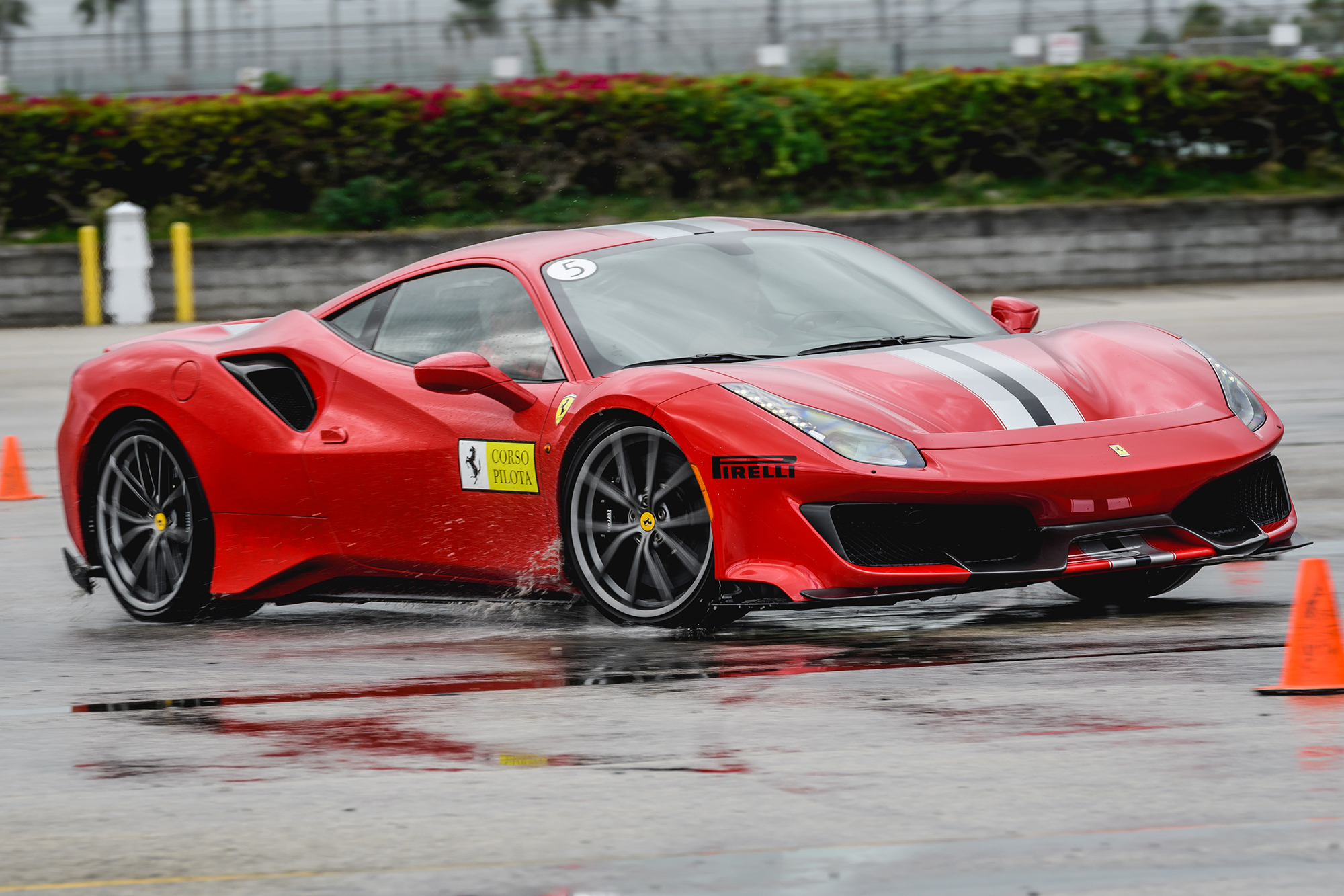 message-editor%2F1563833734069-ferrari488pistainline1.jpg