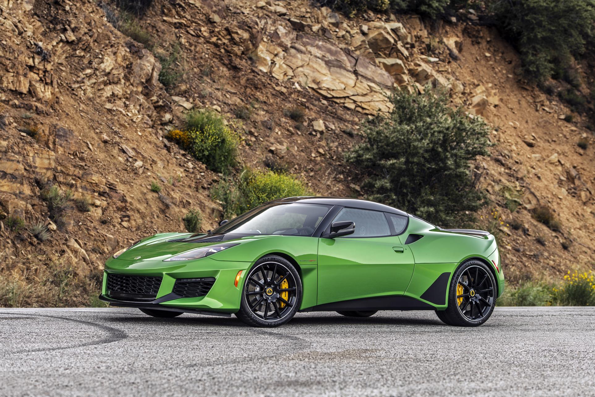 message-editor%2F1565391538825-lotus-evora-gt-vivid-green-38-1925x1283.jpg