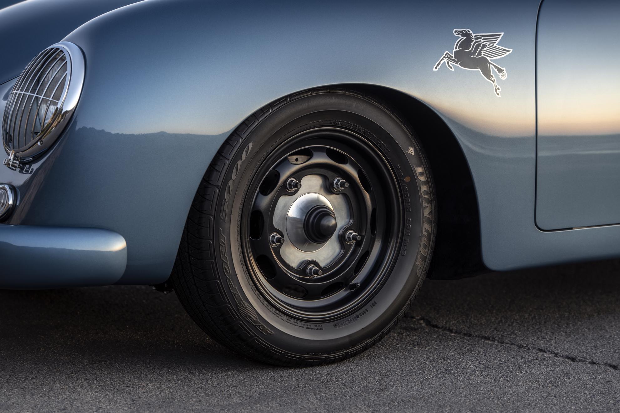 message-editor%2F1571696307445-emory-transitional-speedster-front-left-tire-pegasus-1981x1320.jpg