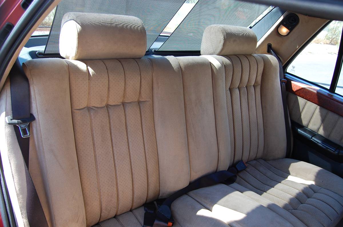 For Sale: This 1988 Lancia Thema 8.32 Has a Ferrari Heart Driving