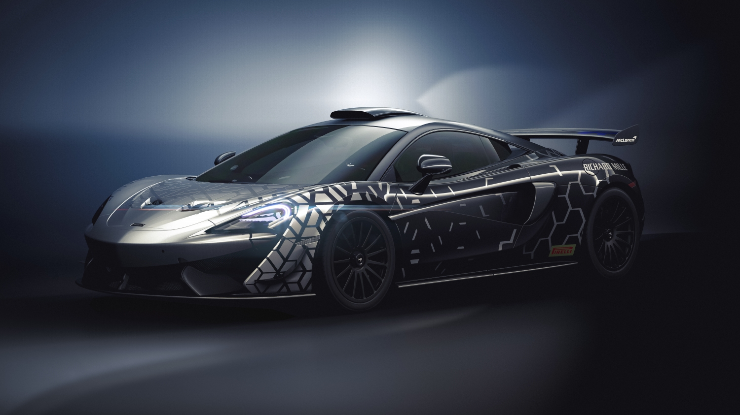 message-editor%2F1575911293071-small-11617-mclaren-620r-.jpg