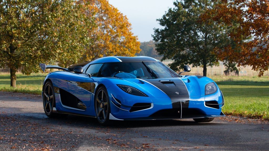 message-editor%2F1576103142924-2018koenigseggagerarsforsaleonautotraderdec20192.jpg