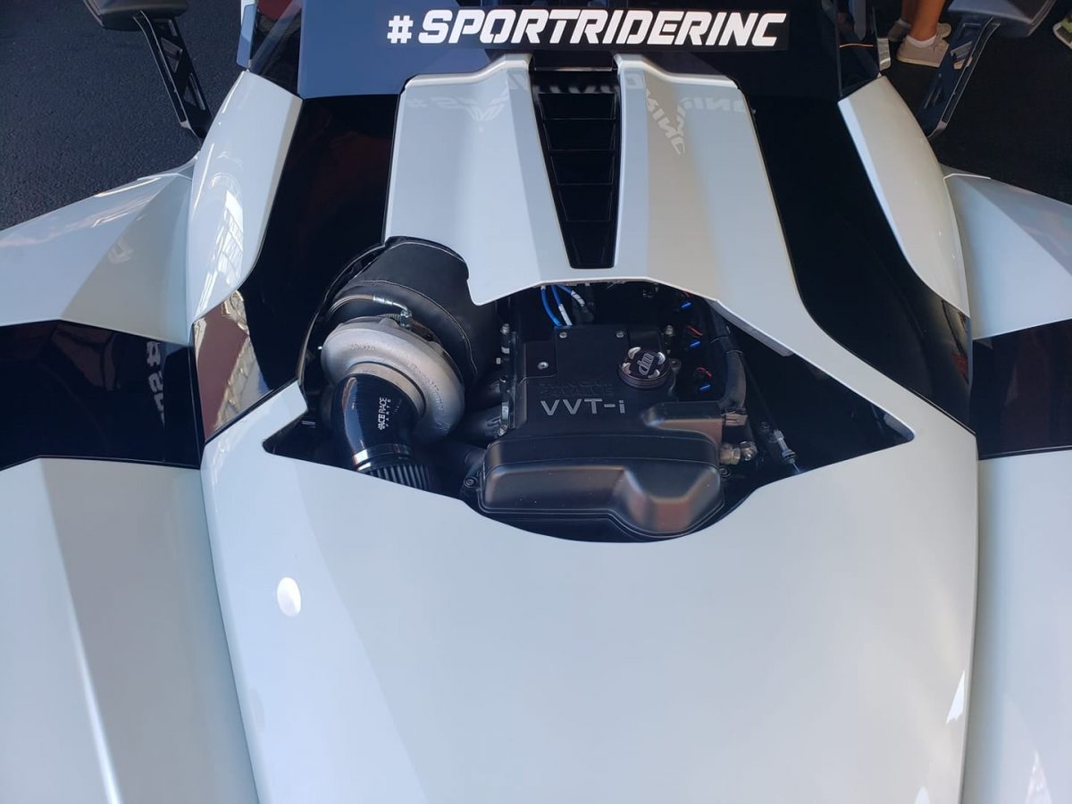 message-editor%2F1577629874171-polaris-slingshot-with-a-turbo-2jz-inline-six-03-1200x900.jpg
