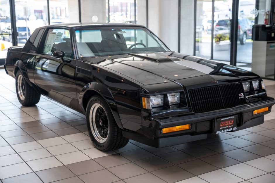 message-editor%2F1578843408141-1987_buick_gnx_157840805340a6d8330399e24d1987_buick_gnx_157815966266e7dff9f98764da03b20927-3fe6-4e0f-a345-f2998b69ef3f-t5uncp-940x626.jpg