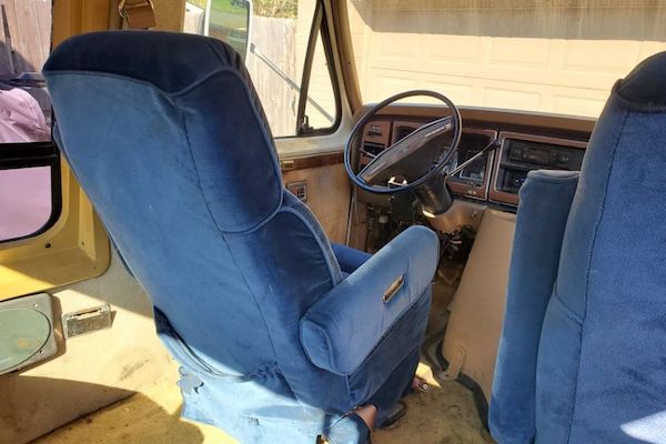 Ford E-350 Centurion Van Pickup Truck