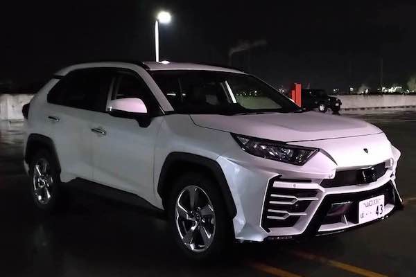 Lamborghini Urus Body Kit for Toyota RAV4