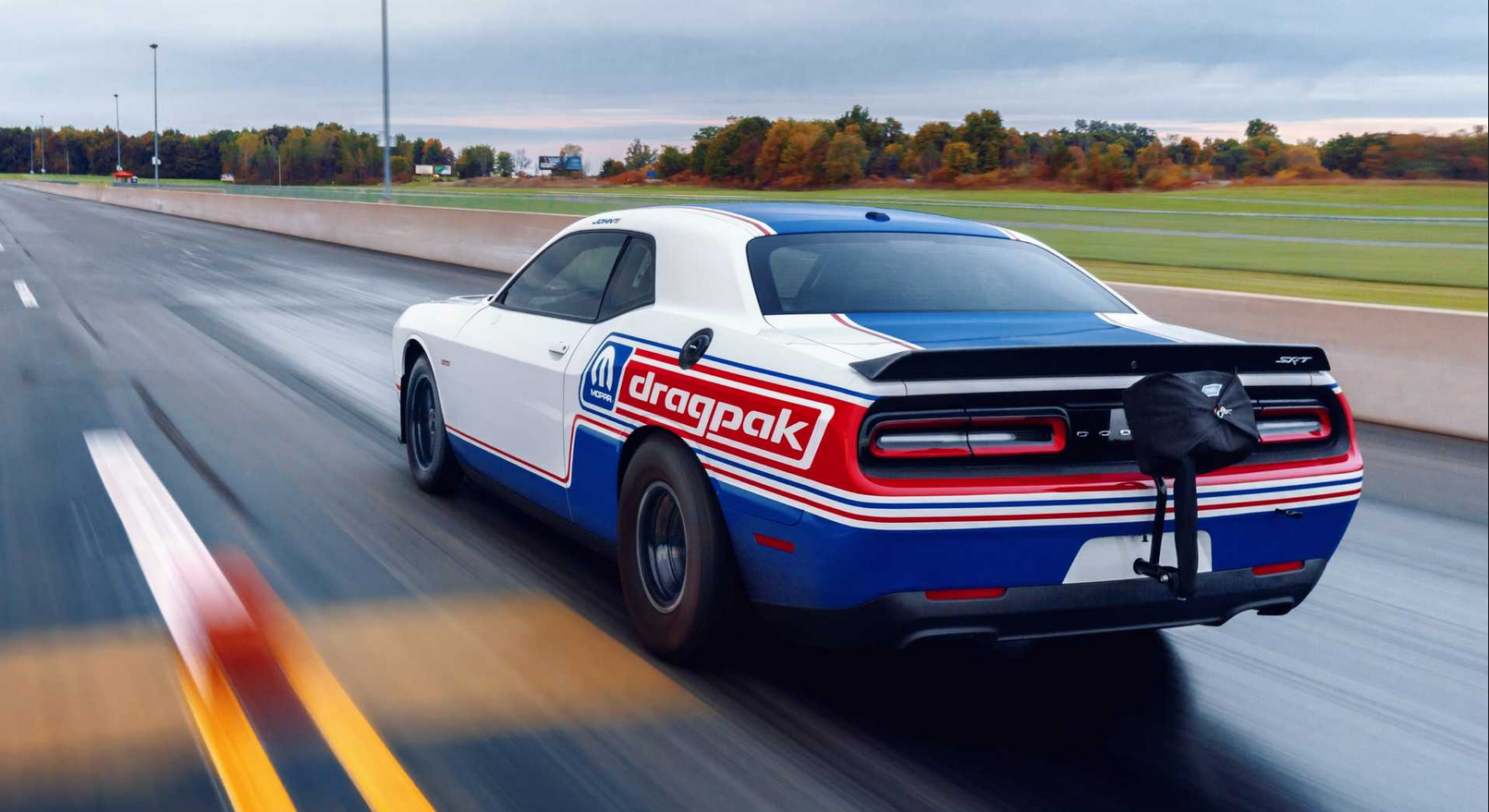 Dodge Challenger Drag Pak