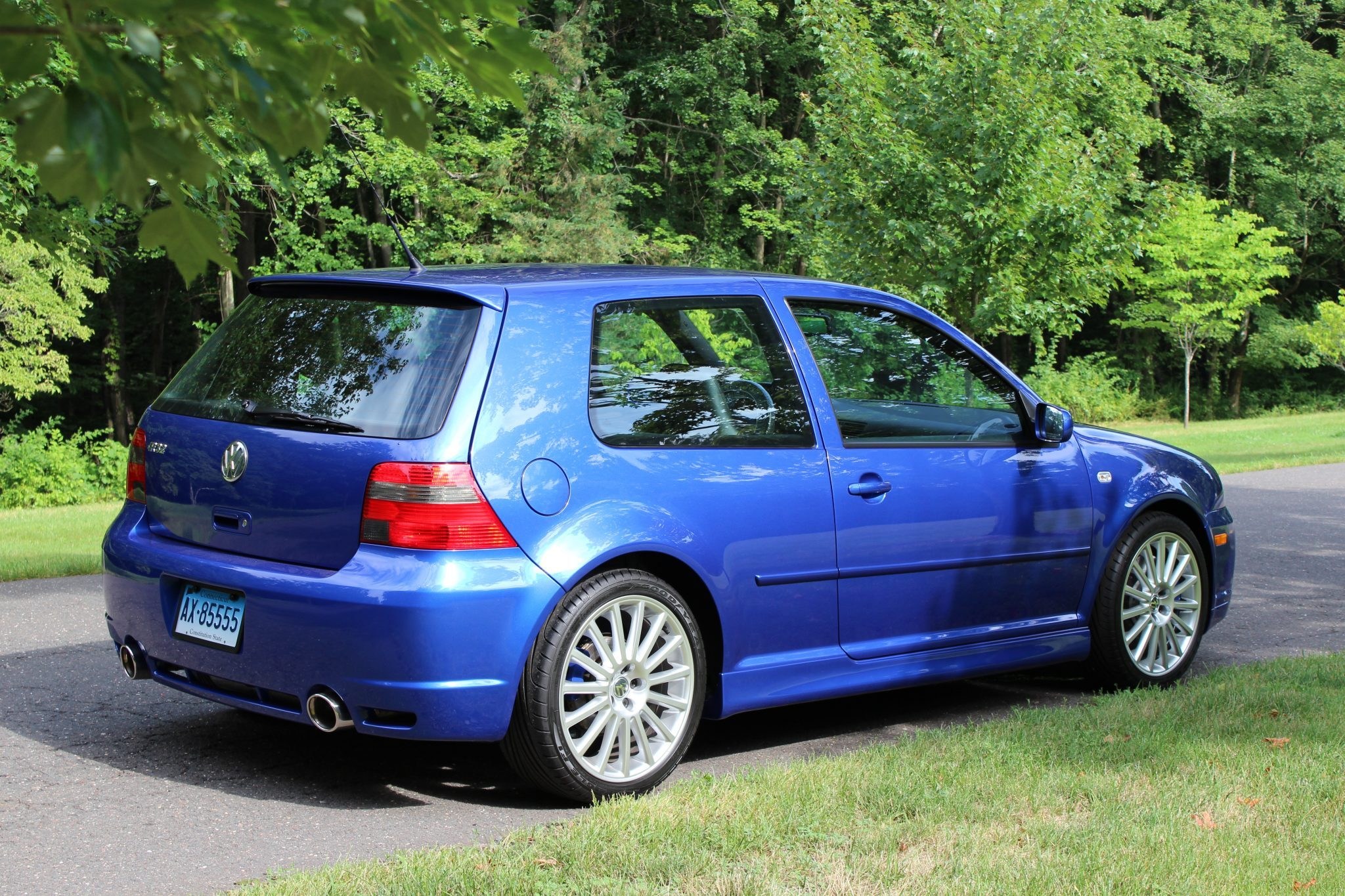 Some Turkey Loved This 1,800-Mile Volkswagen Golf R32 So Much They ...