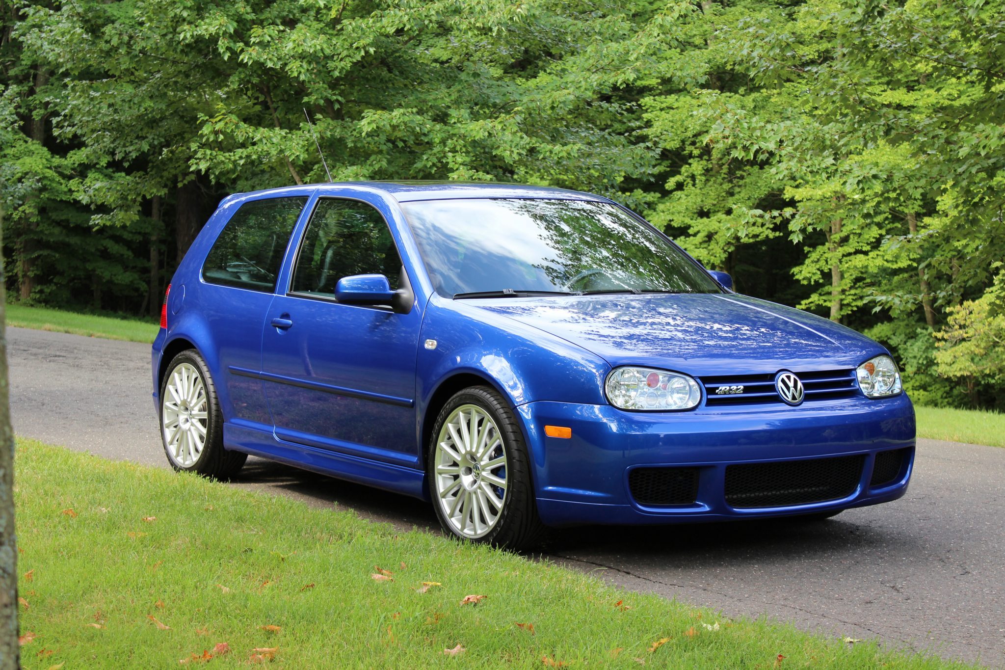 Some Turkey Loved This 1,800-Mile Volkswagen Golf R32 So Much They