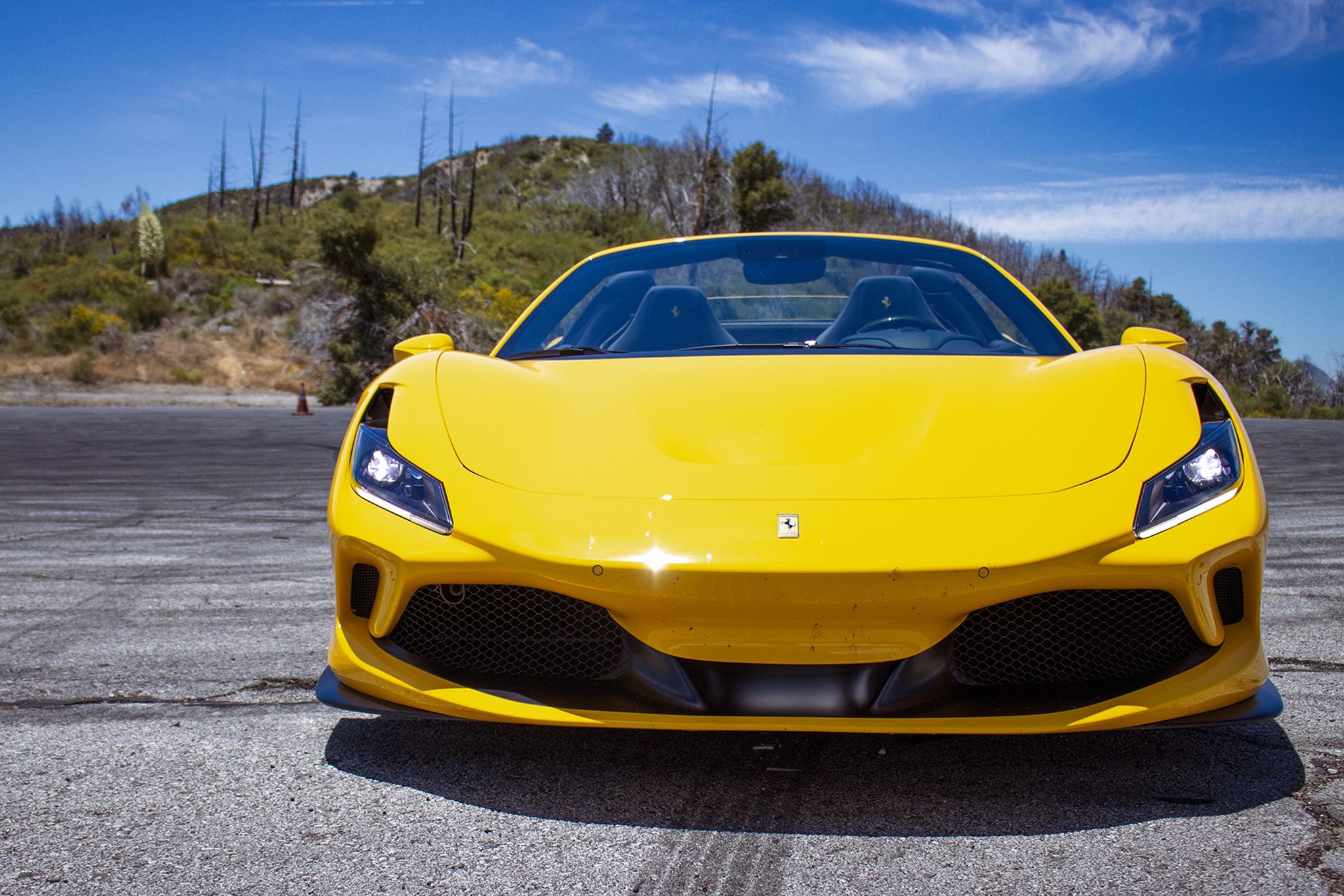 Ferrari F8 Spider front