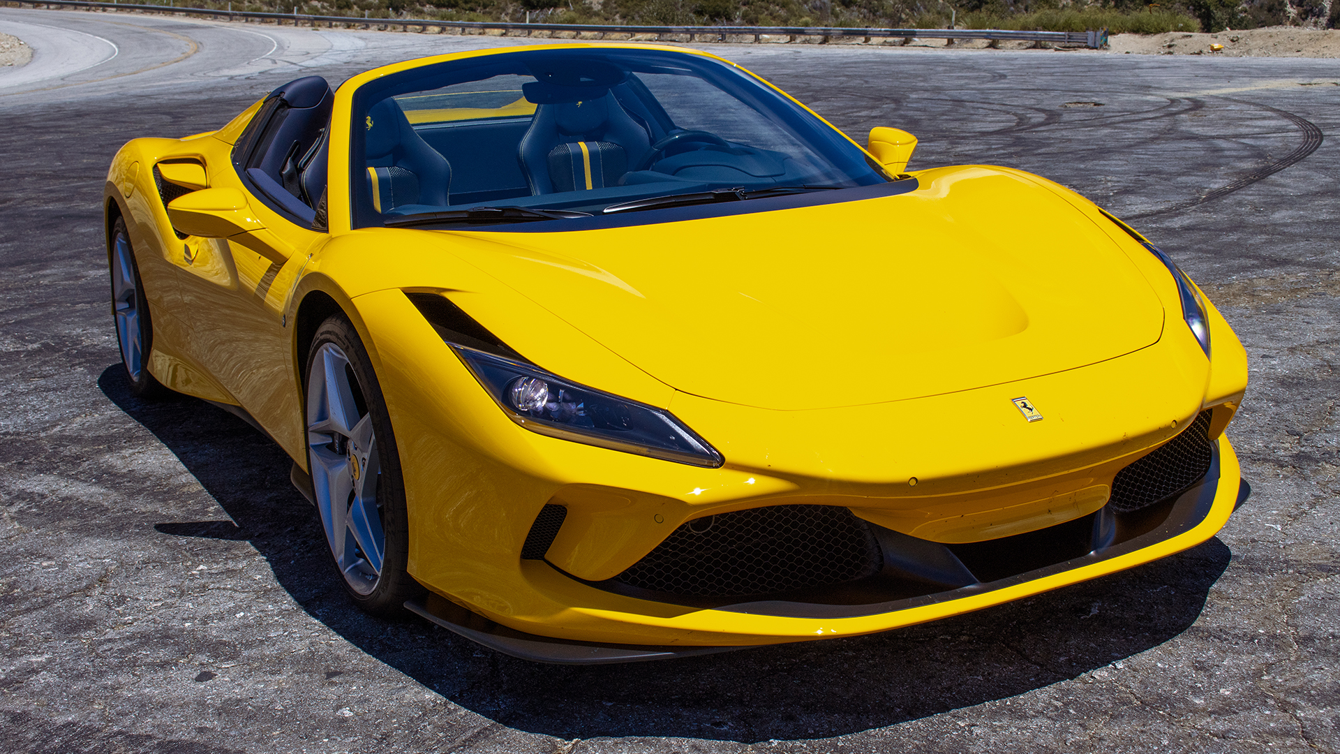 Ferrari F8 Spider front 3/4