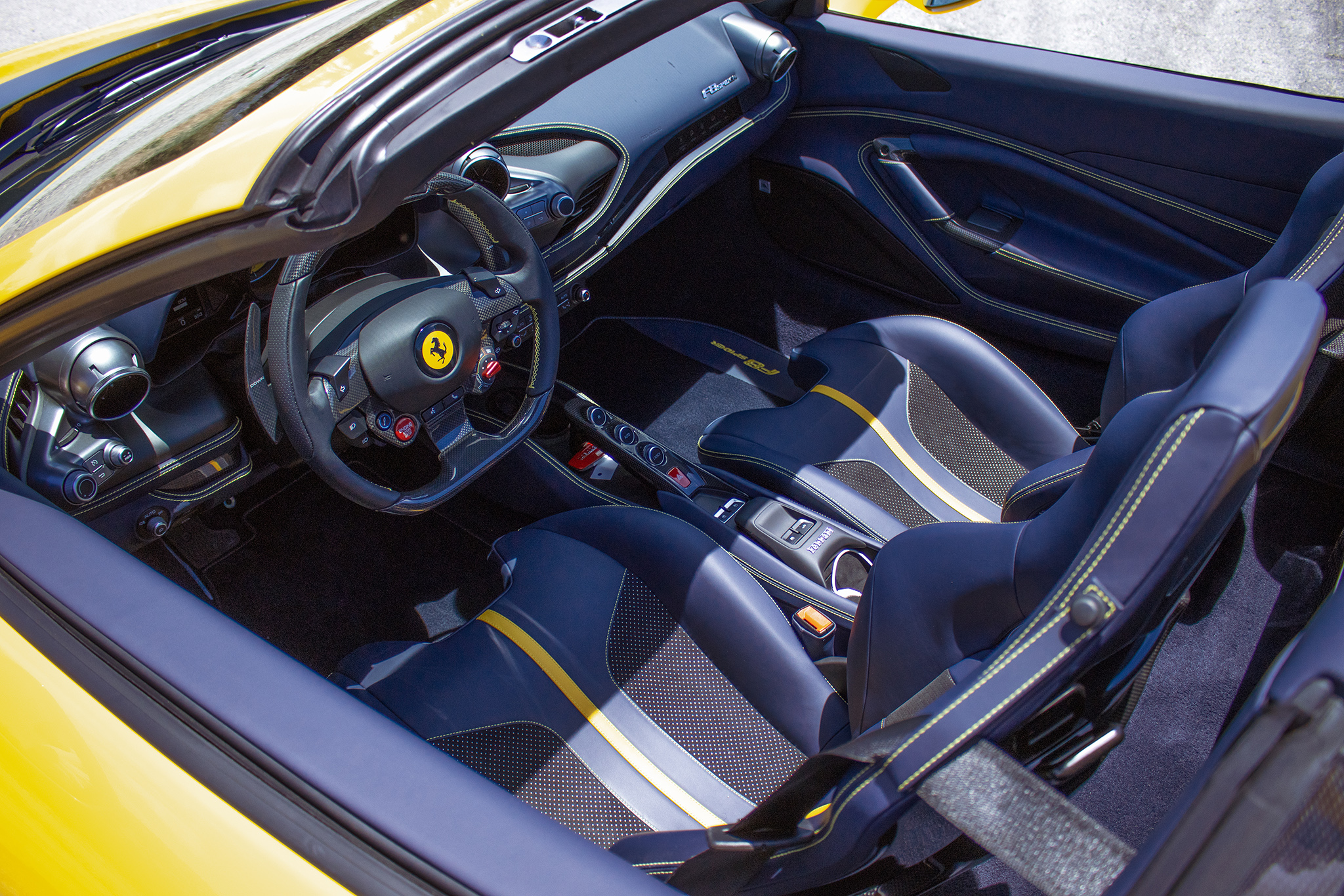 Ferrari F8 Spider top down view