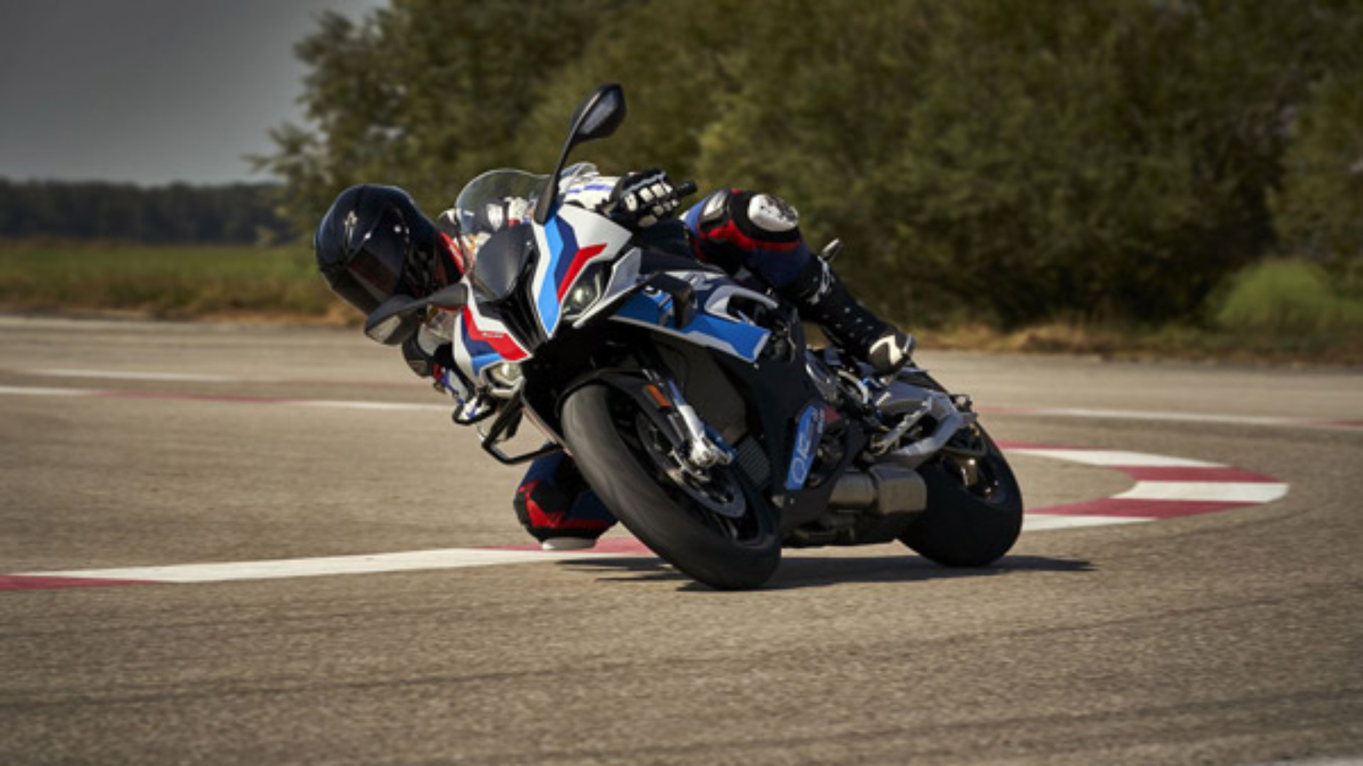 2021 BMW M 1000 RR