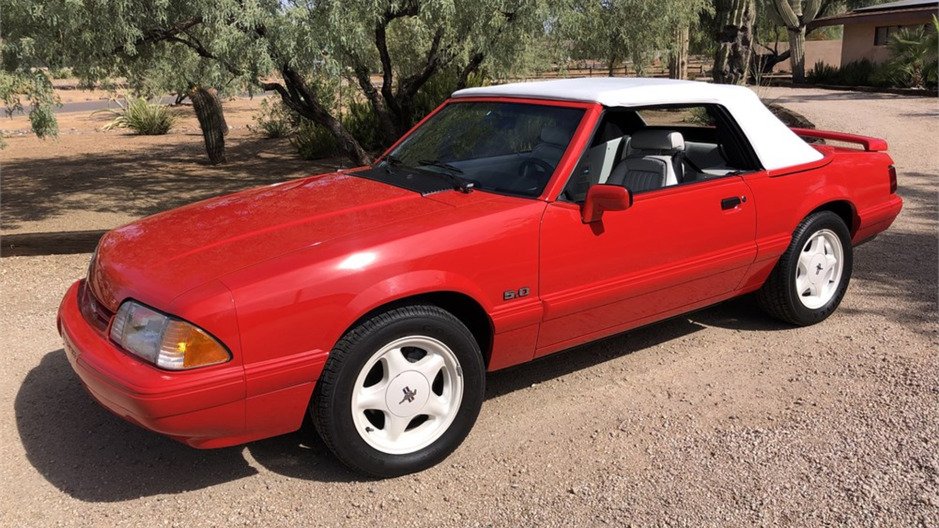 1992 Ford Mustang Summer Edition 