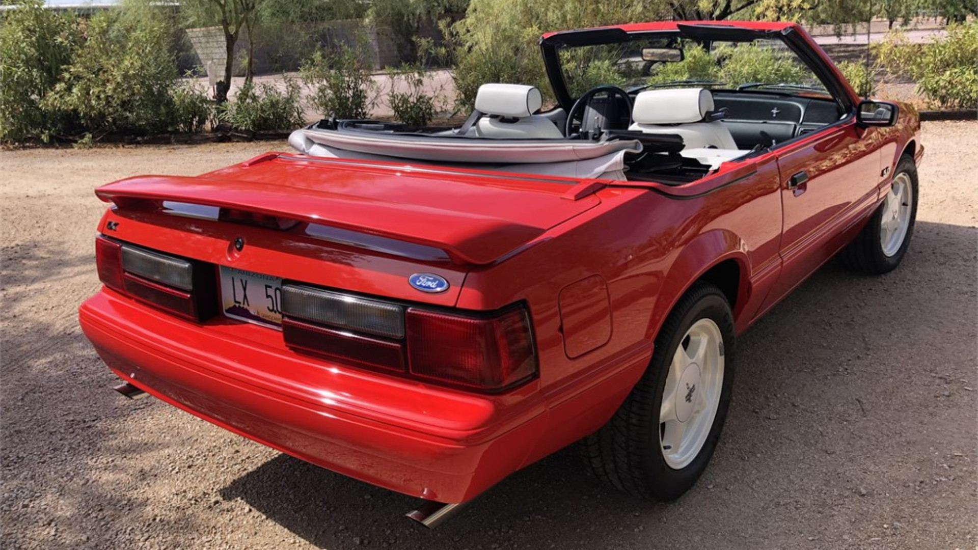 1992 Ford Mustang Summer Edition 