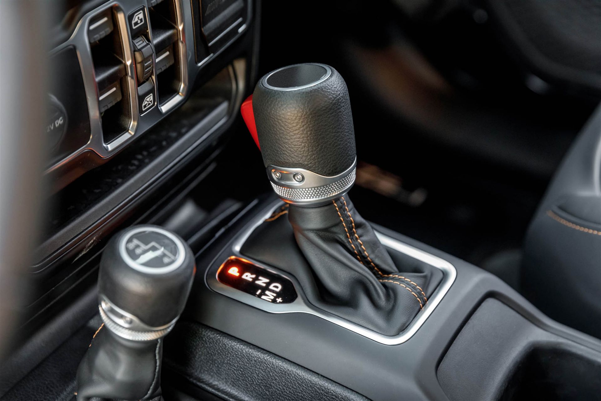 message-editor%2F1605058594768-rezvani_hercules_shift_knob_image.jpg
