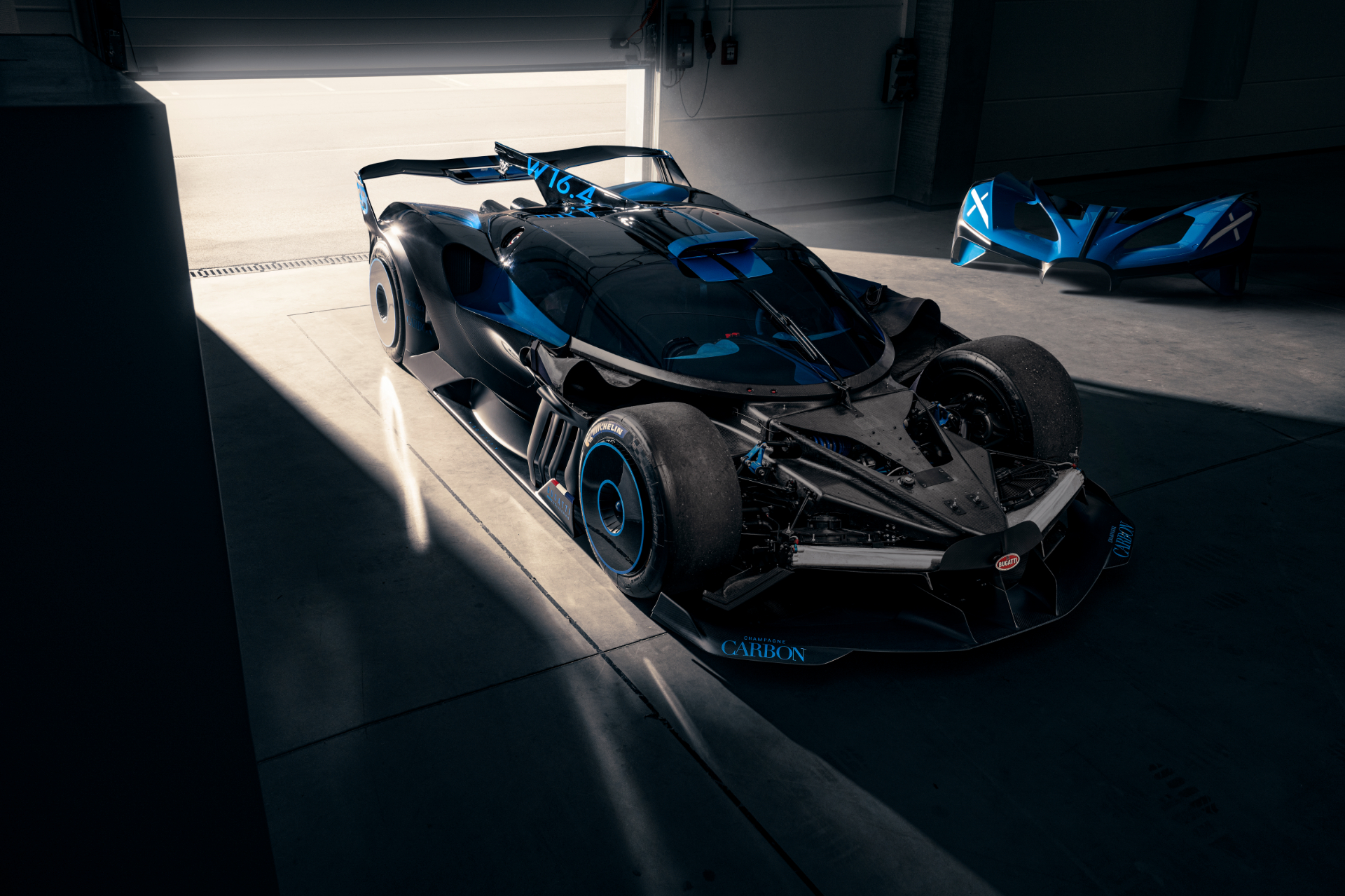 message-editor%2F1607561858278-bugatti_bolide_daylight_2_open.jpg