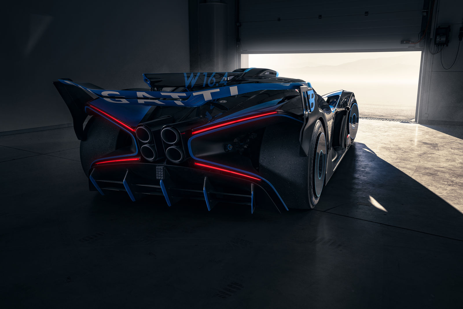 message-editor%2F1608655612985-bugatti_bolide_daylight_9.jpg