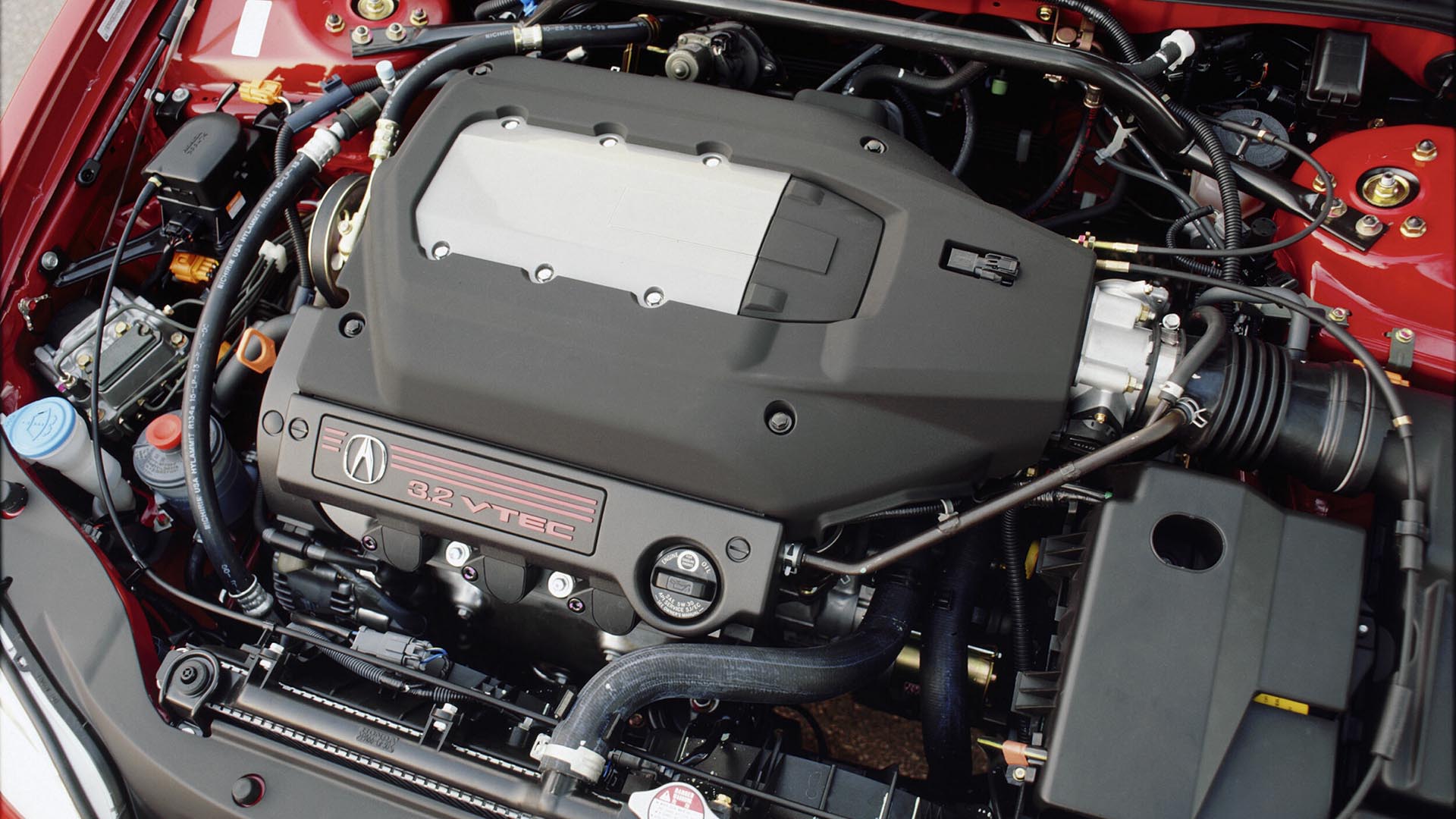 The engine of the 2001 Acura 3.2CL Type S.