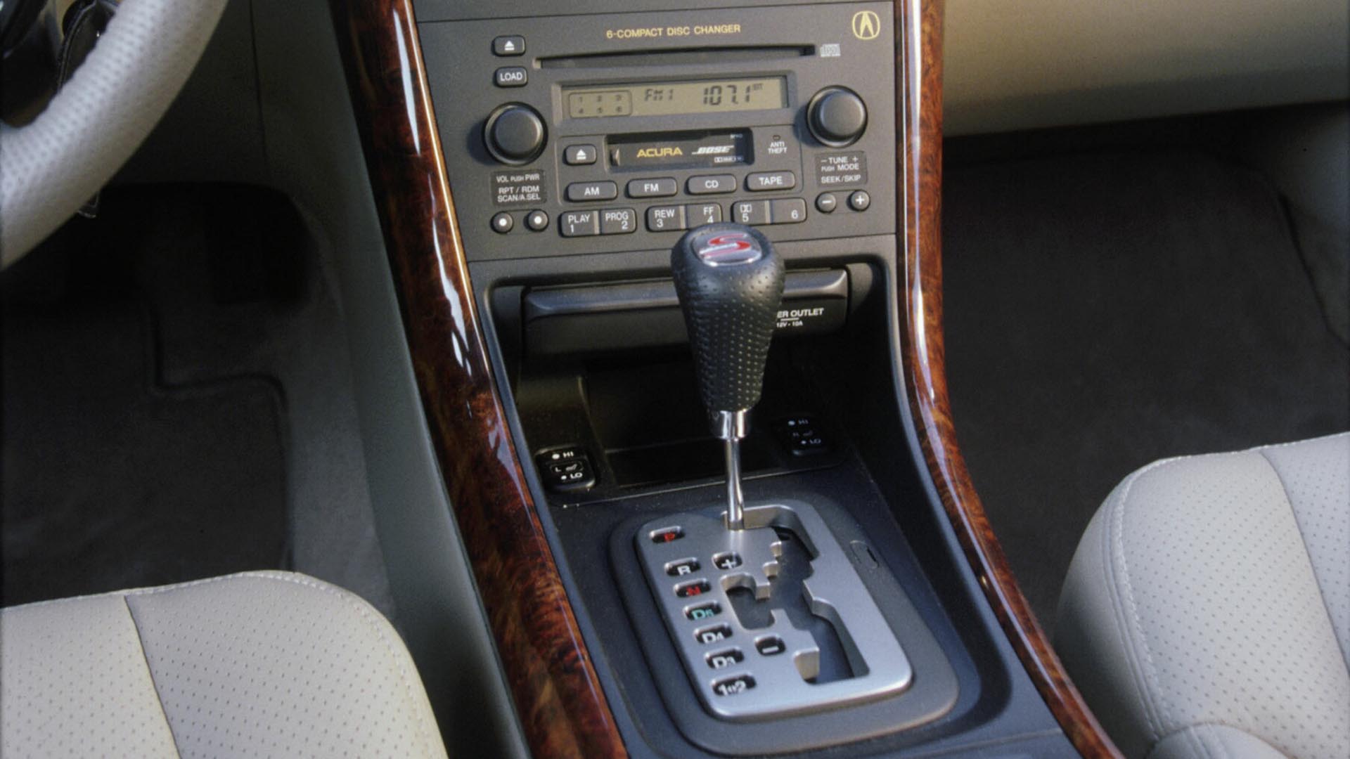 The interior of the 2001 Acura 3.2CL Type S.