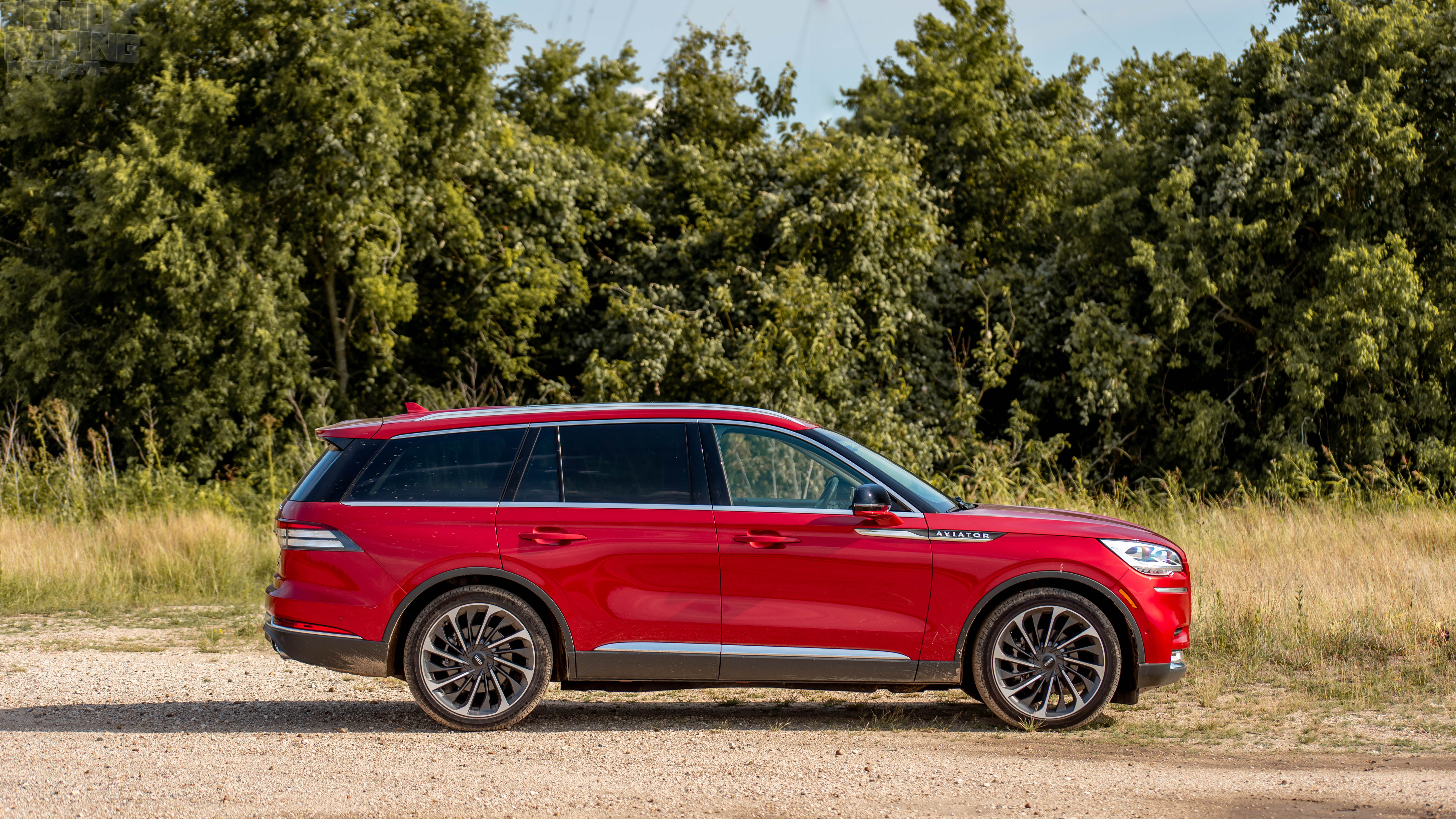A Lincoln Aviator.