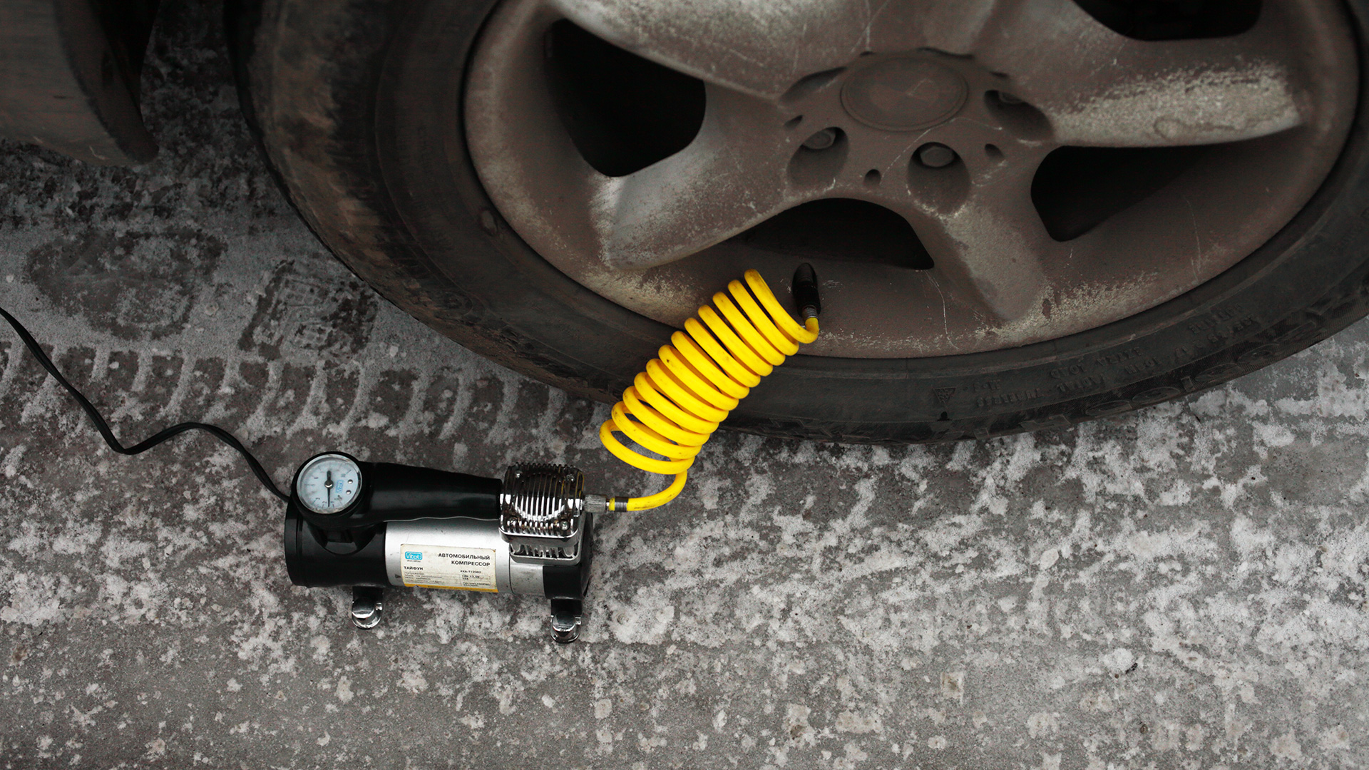 Is a Tire Inflator an Air Compressor?