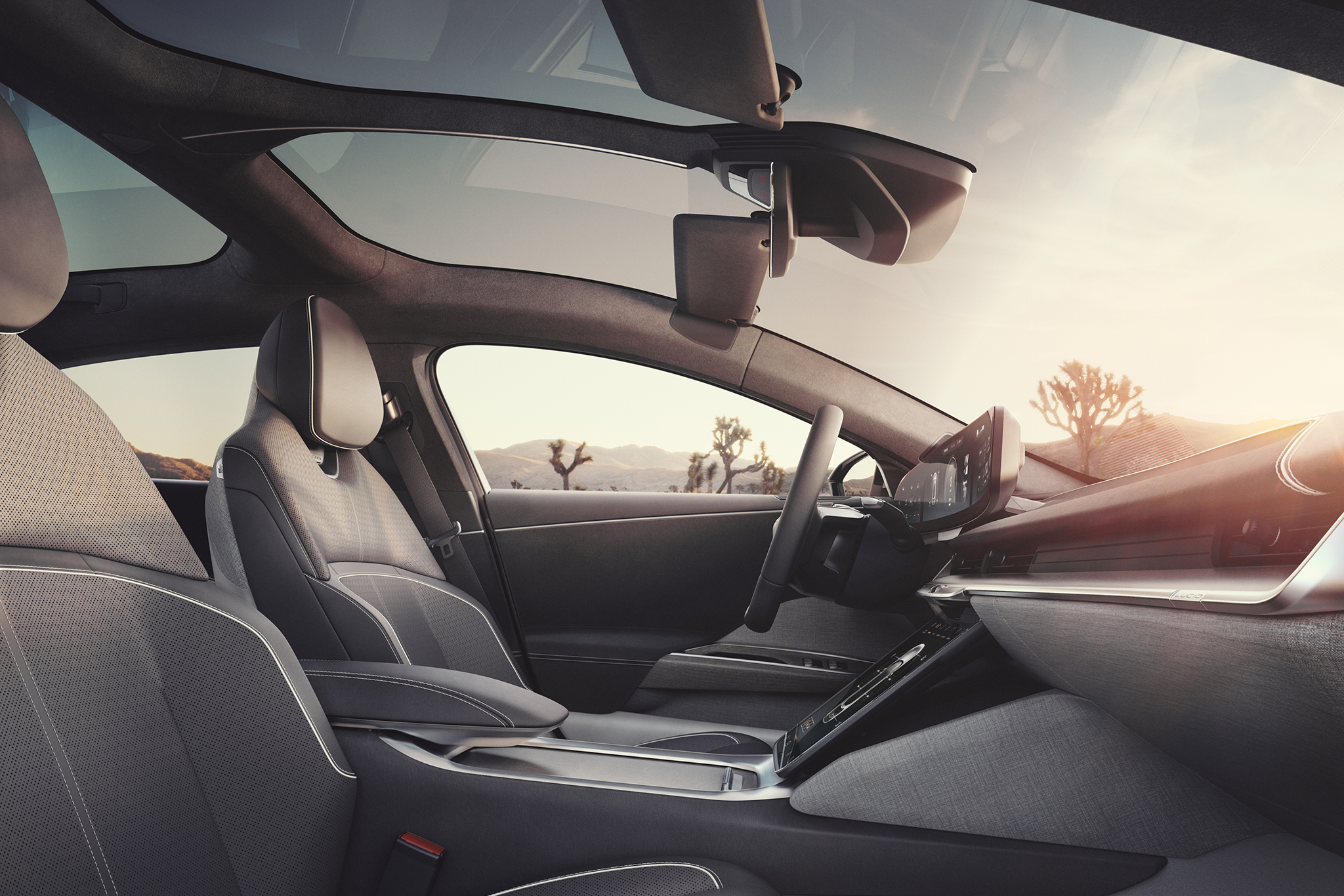 message-editor%2F1623881554359-lucid-air-interior-01.jpg