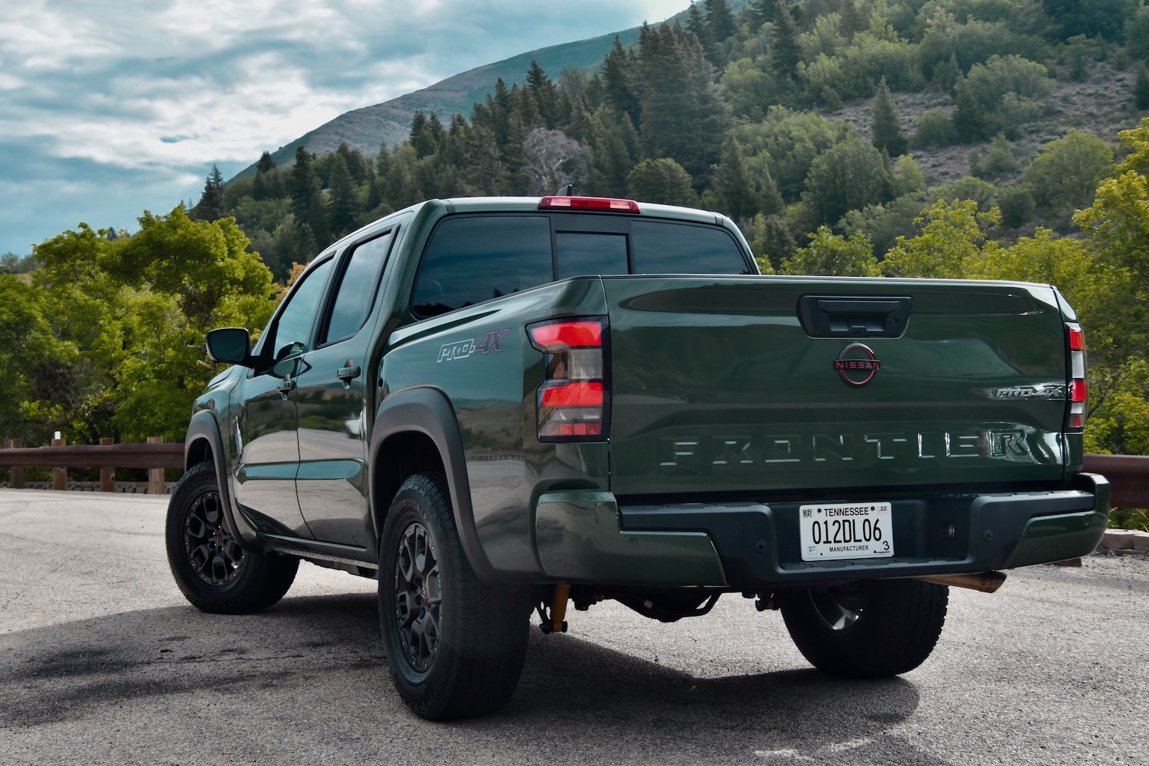 message-editor%2F1628023600581-2022nissanfrontierpro-4xrear34.jpeg