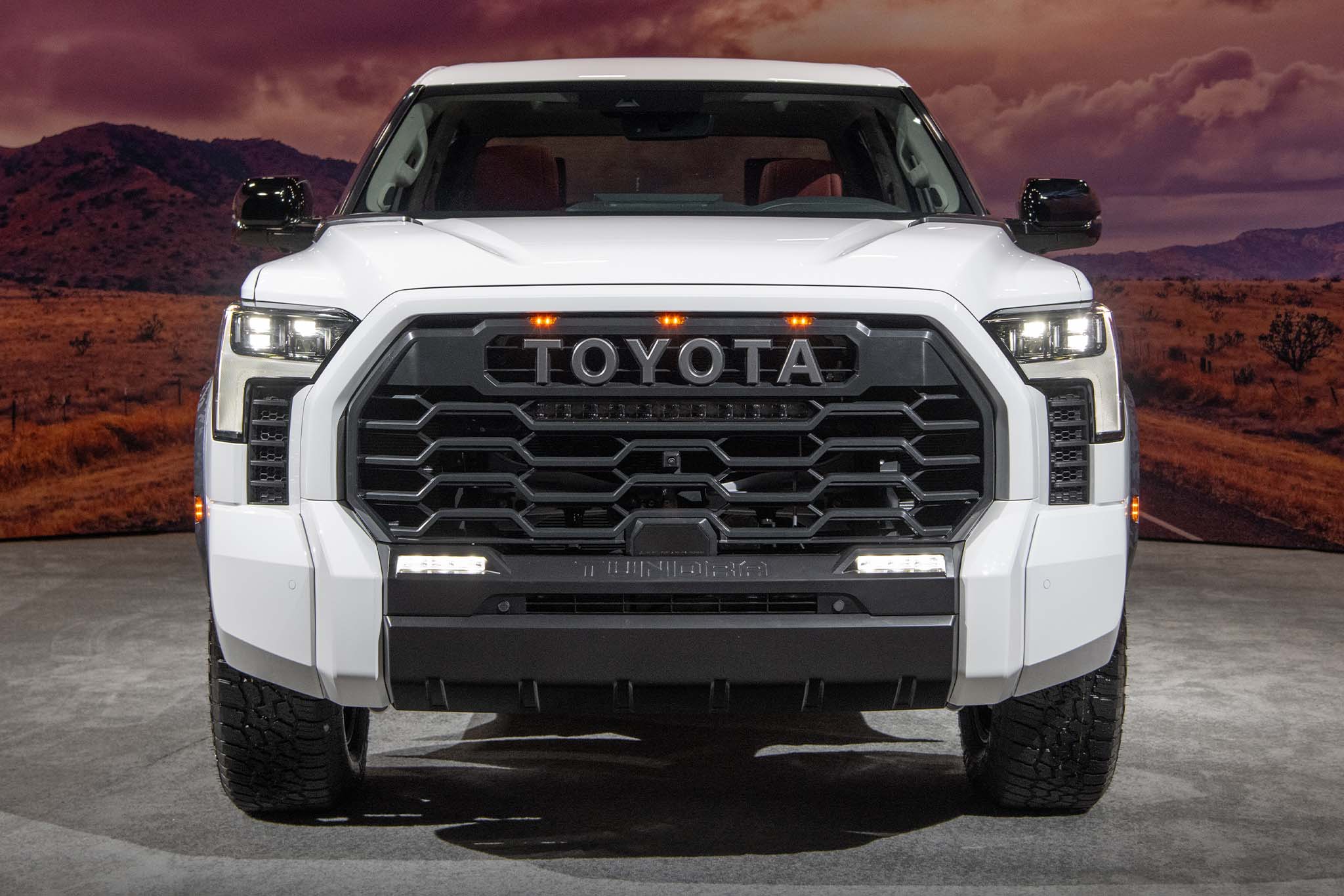 2022 Toyota Tundra TRD Pro: A Hybrid Off-Roader With Fox Shocks and ...